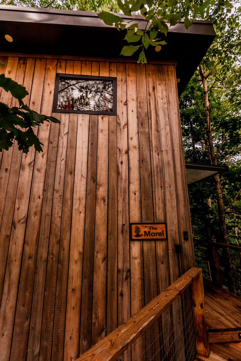 Morel Glamping Cabin with Wifi - Image 8